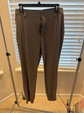 Men's Taupe Jogger Pants with Elastic Waist